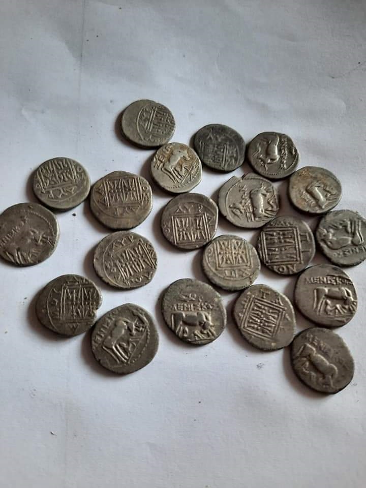 Hoard of 20 Greek drachmas from the 1st century BC